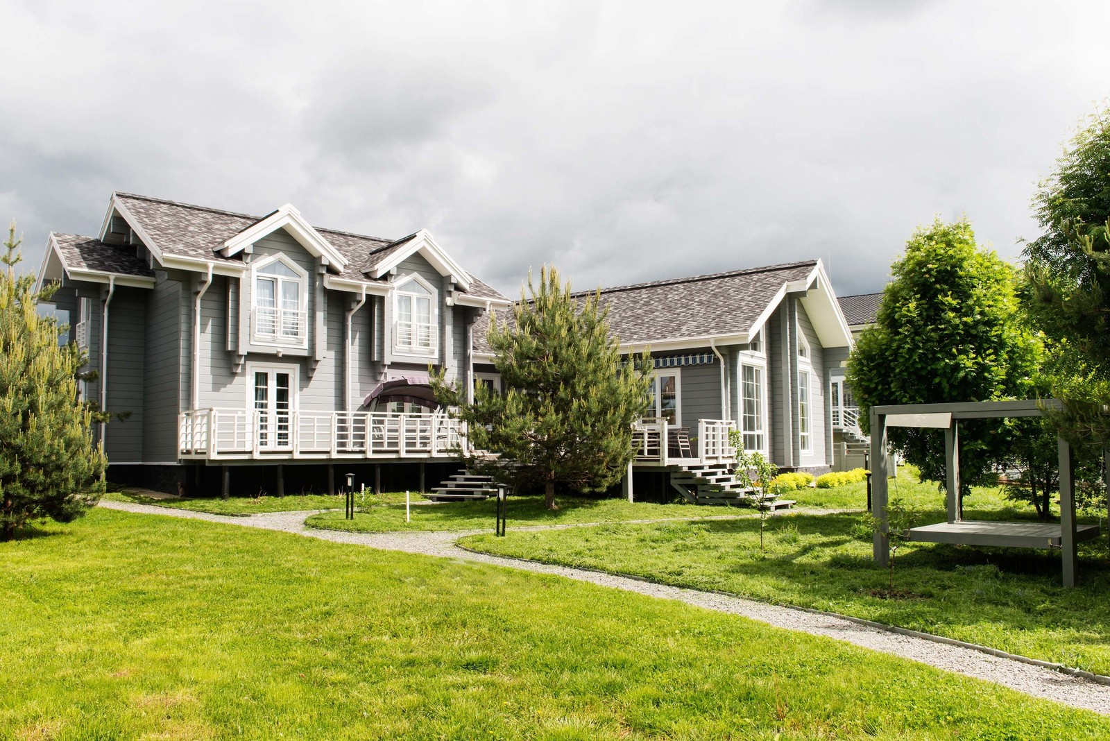 Фоновое изображение профиля HOLZ HOUSE