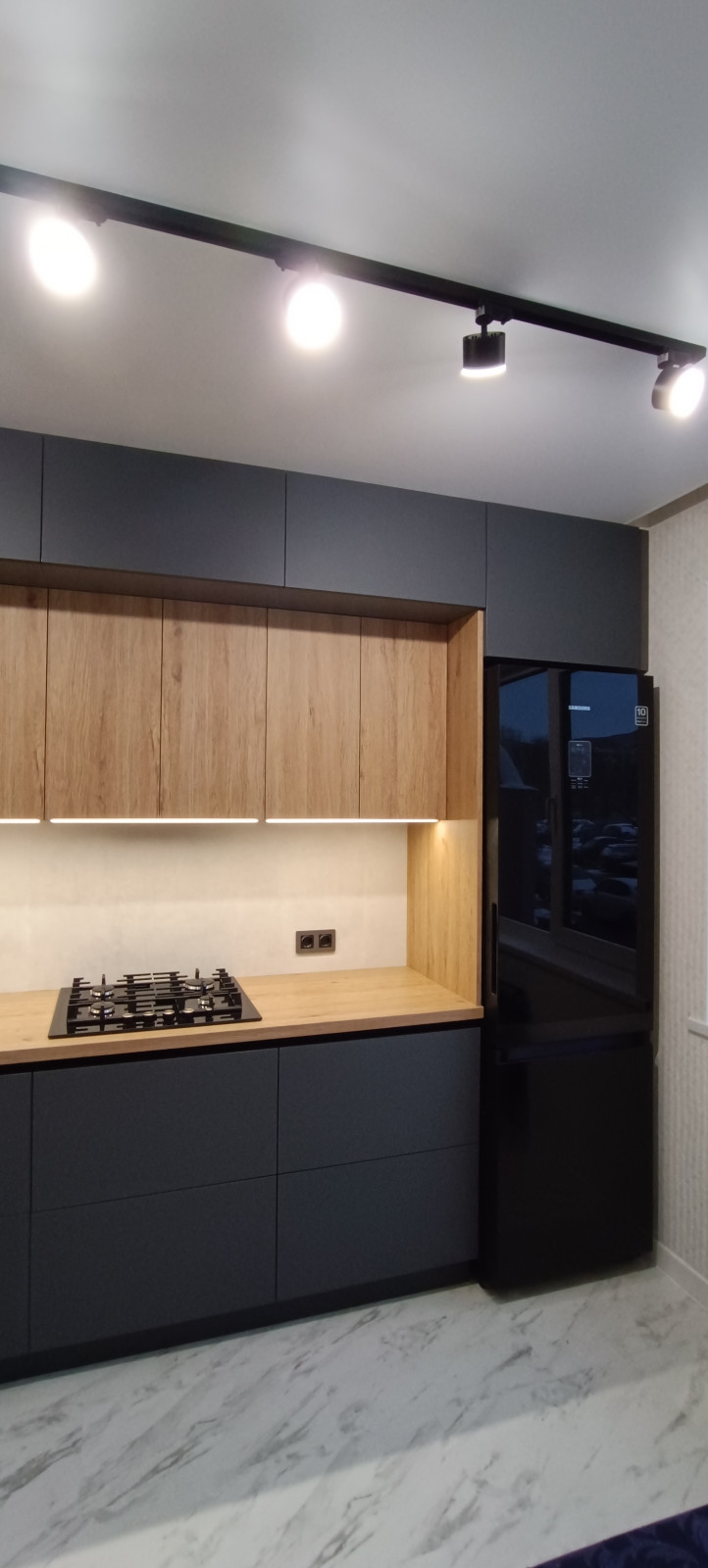Kitchen Fenix