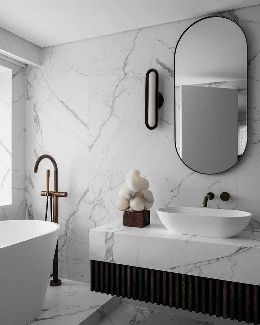 Обложка проекта: душевые и зеркала