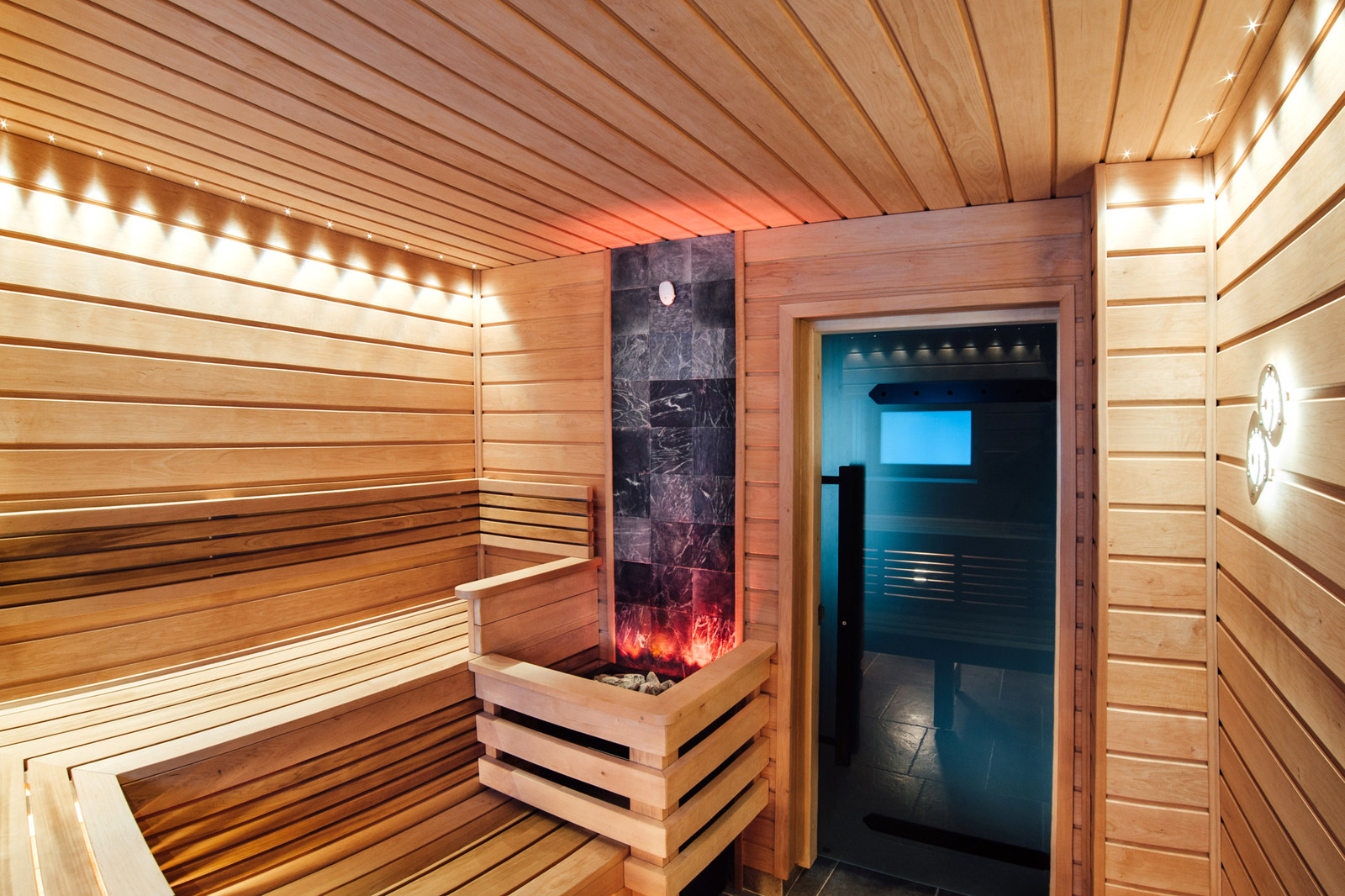 Фото из разных проектов бань, саун, хаммамов и внутренней отделки