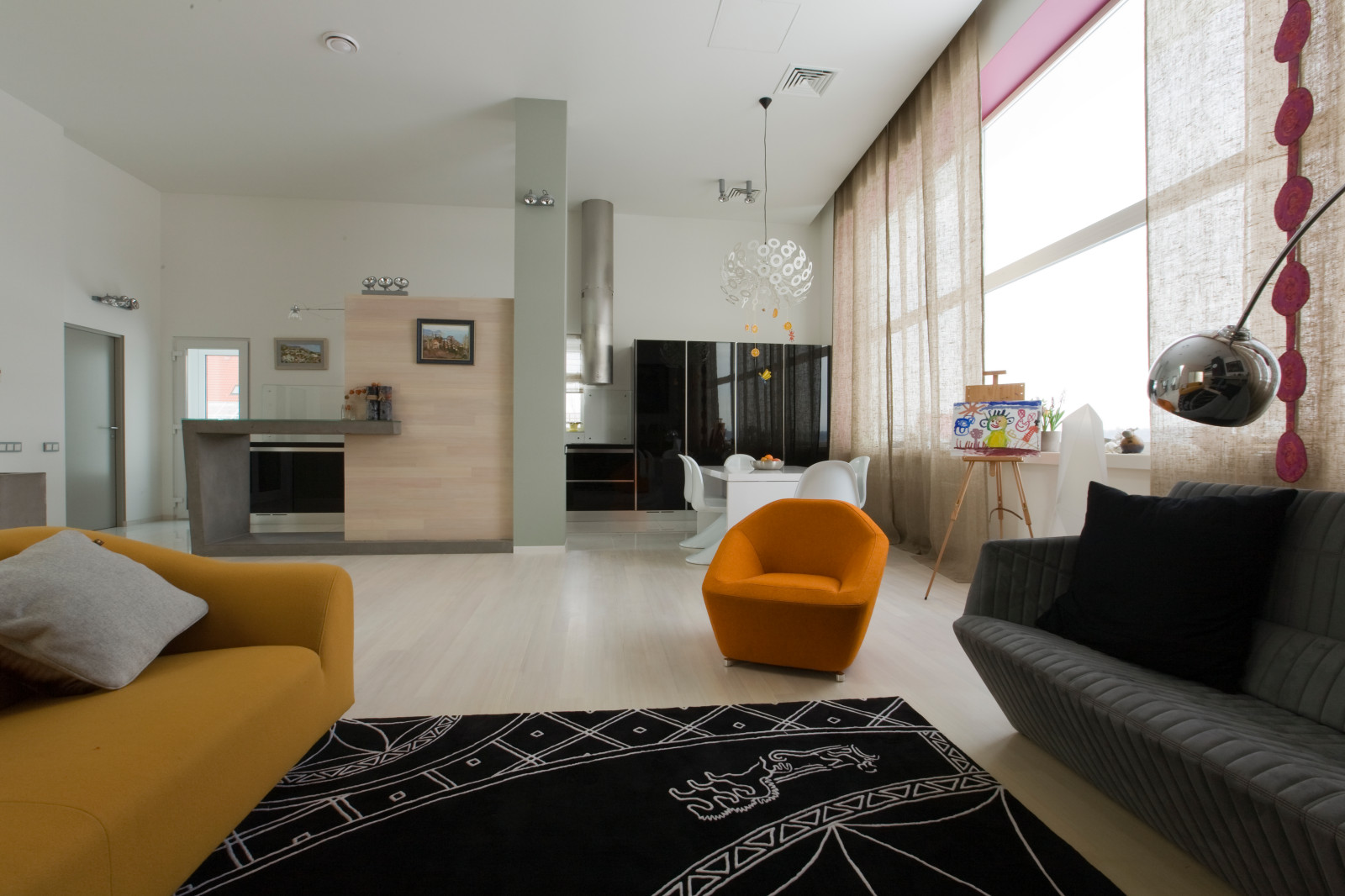 ДОМ В ХОЛМЕ, 450 кв.м.