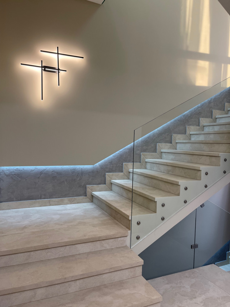 Лестница в жилом доме в г. Геленджике