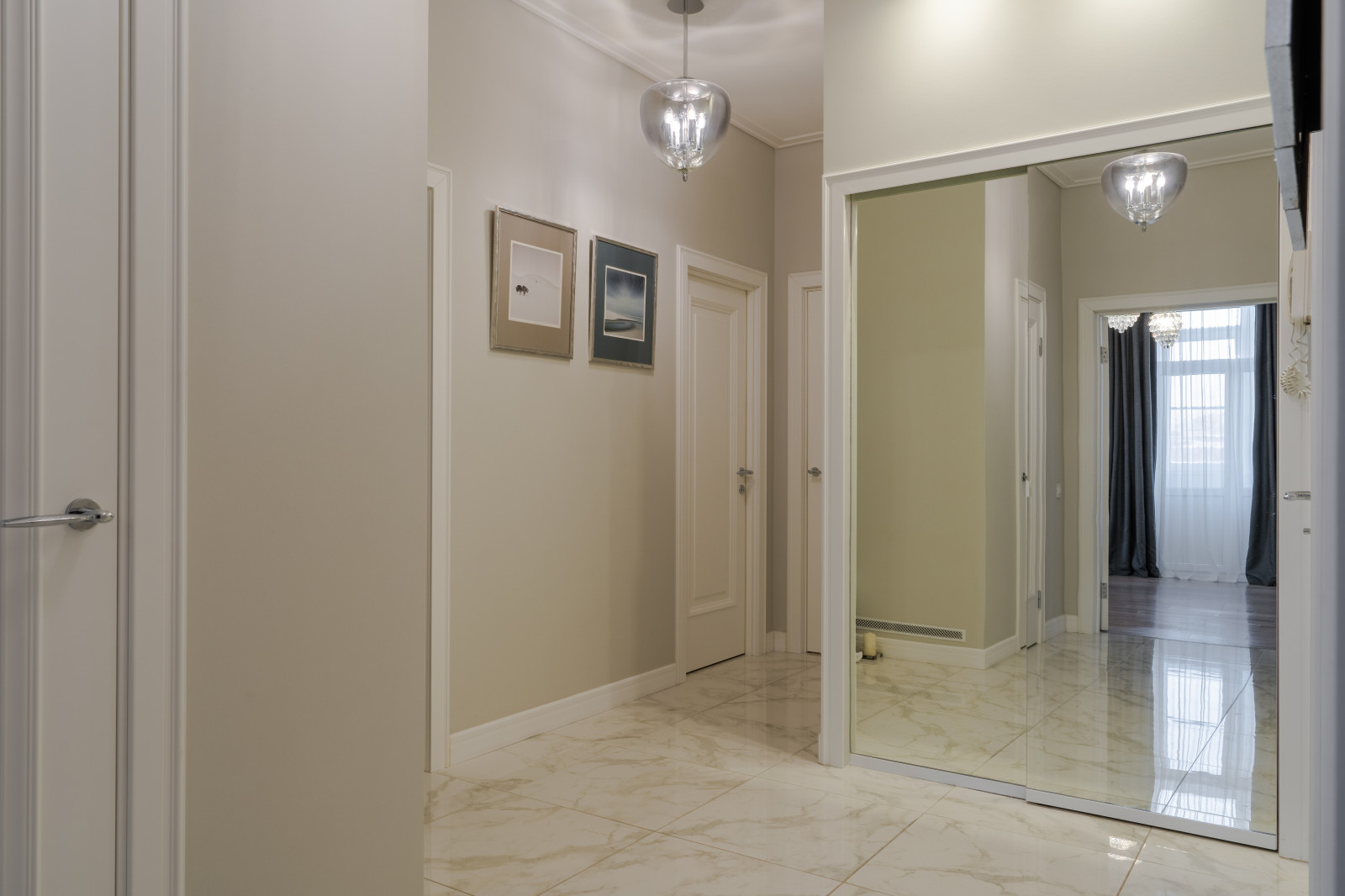 Много глянца не бывает. Проект на Черной Речке.