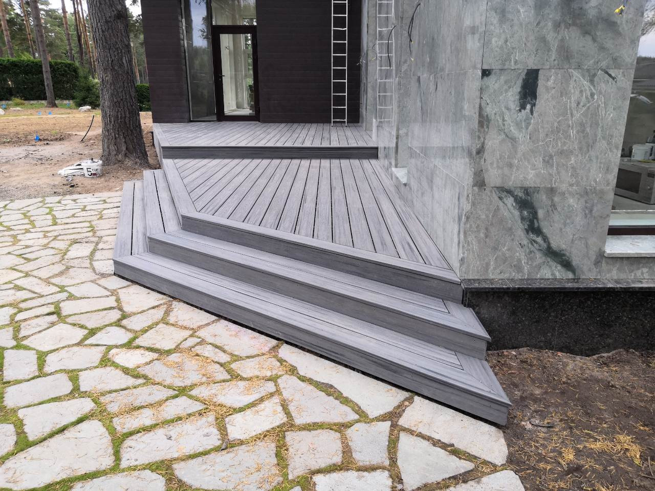 Террасы, балконы, эксплуатируемая крыша