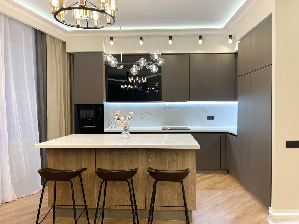 ЖК Триколор