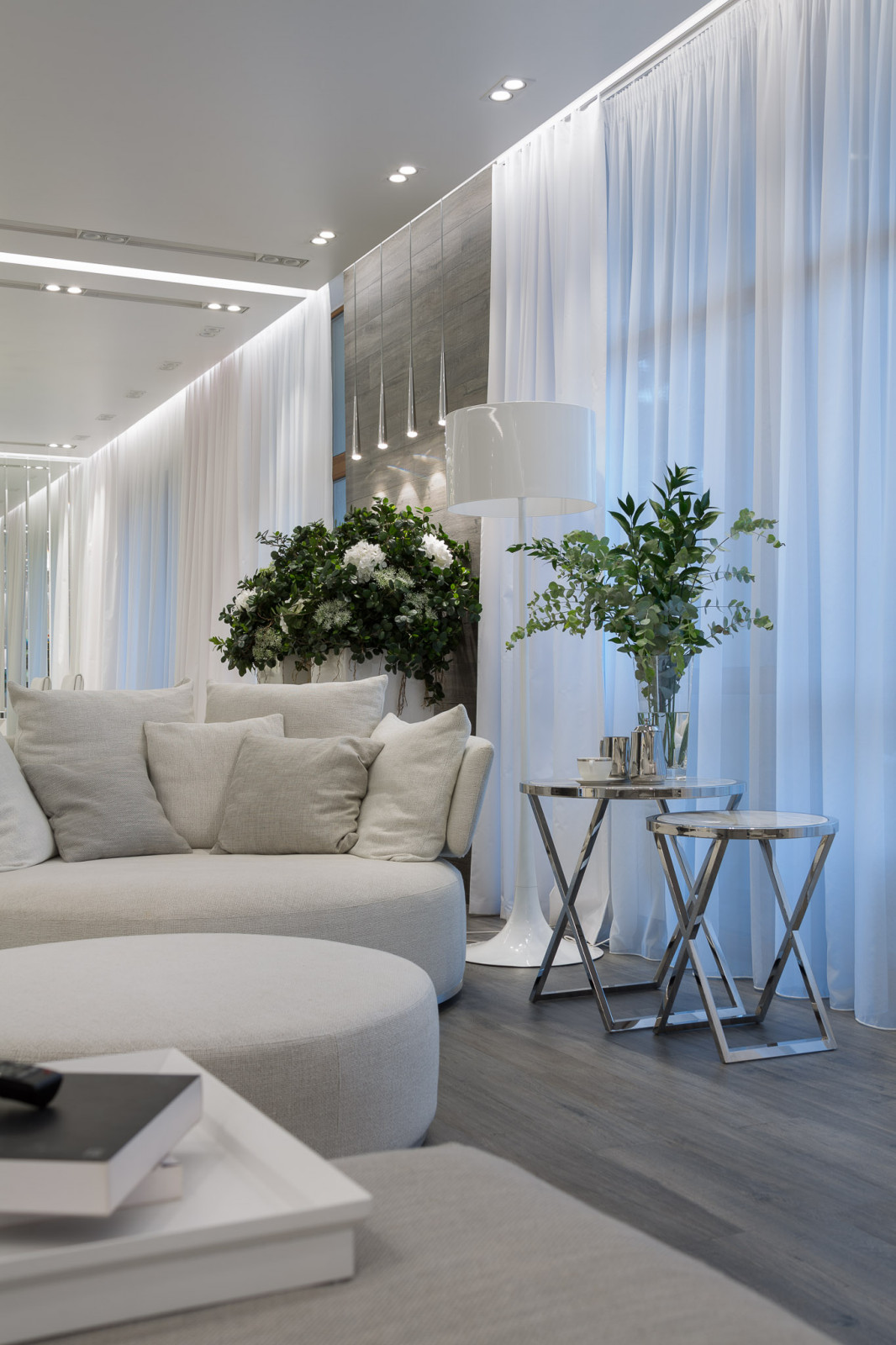 БЕЛЫМ ПО БЕЛОМУ