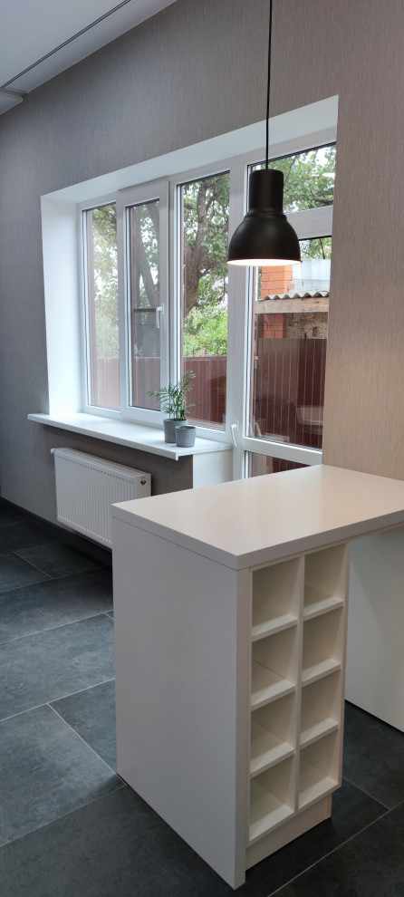 Обложка проекта: кухня в таунхаусе для семьи из 5 человек