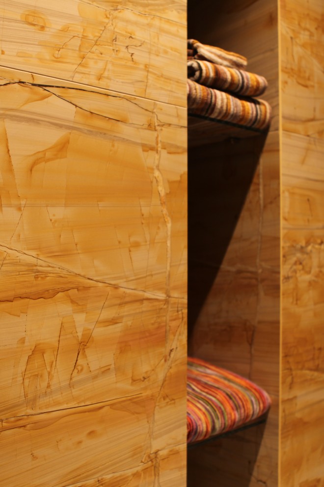 Желтый санузел Тиквуд