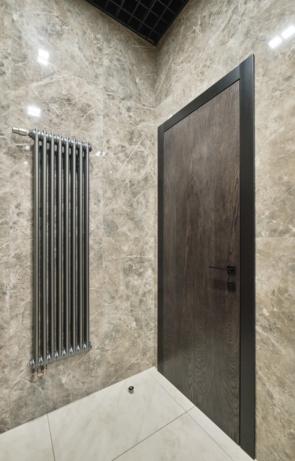 Высокие дубовые двери. 100% массив дуба.