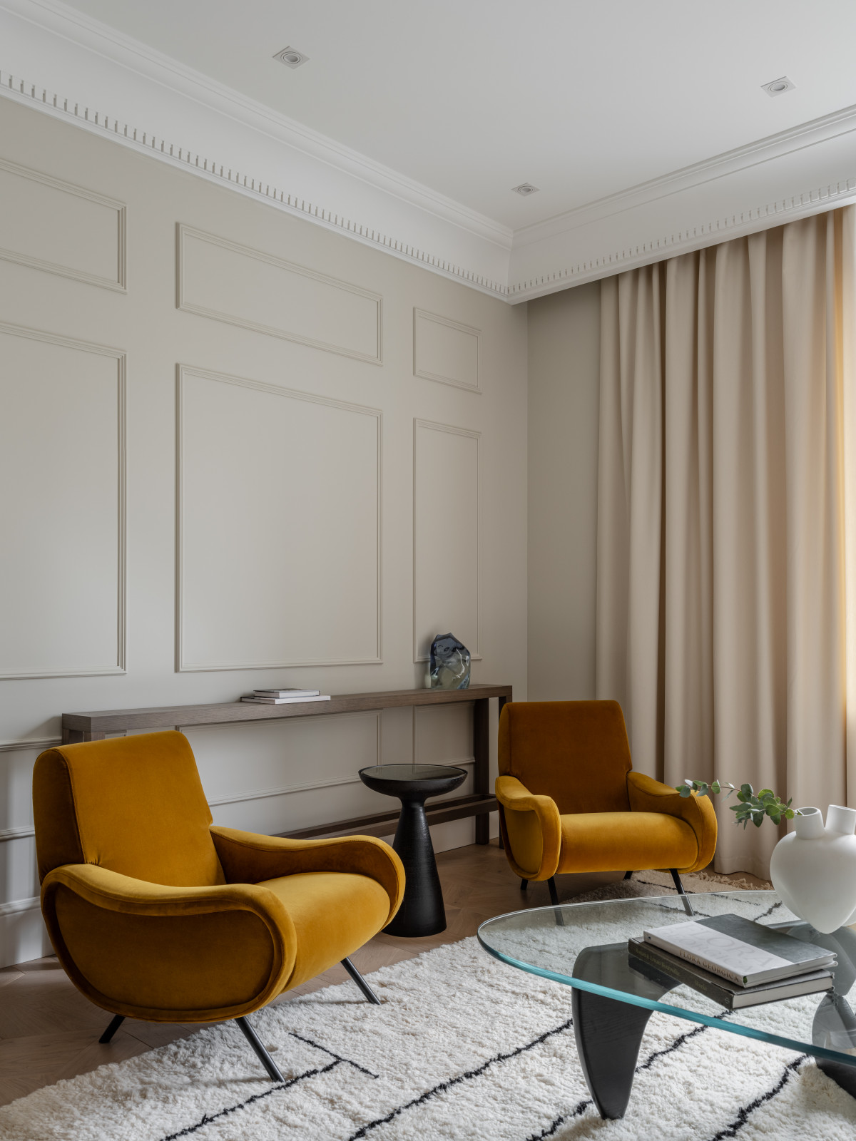 Квартира для молодой девушки