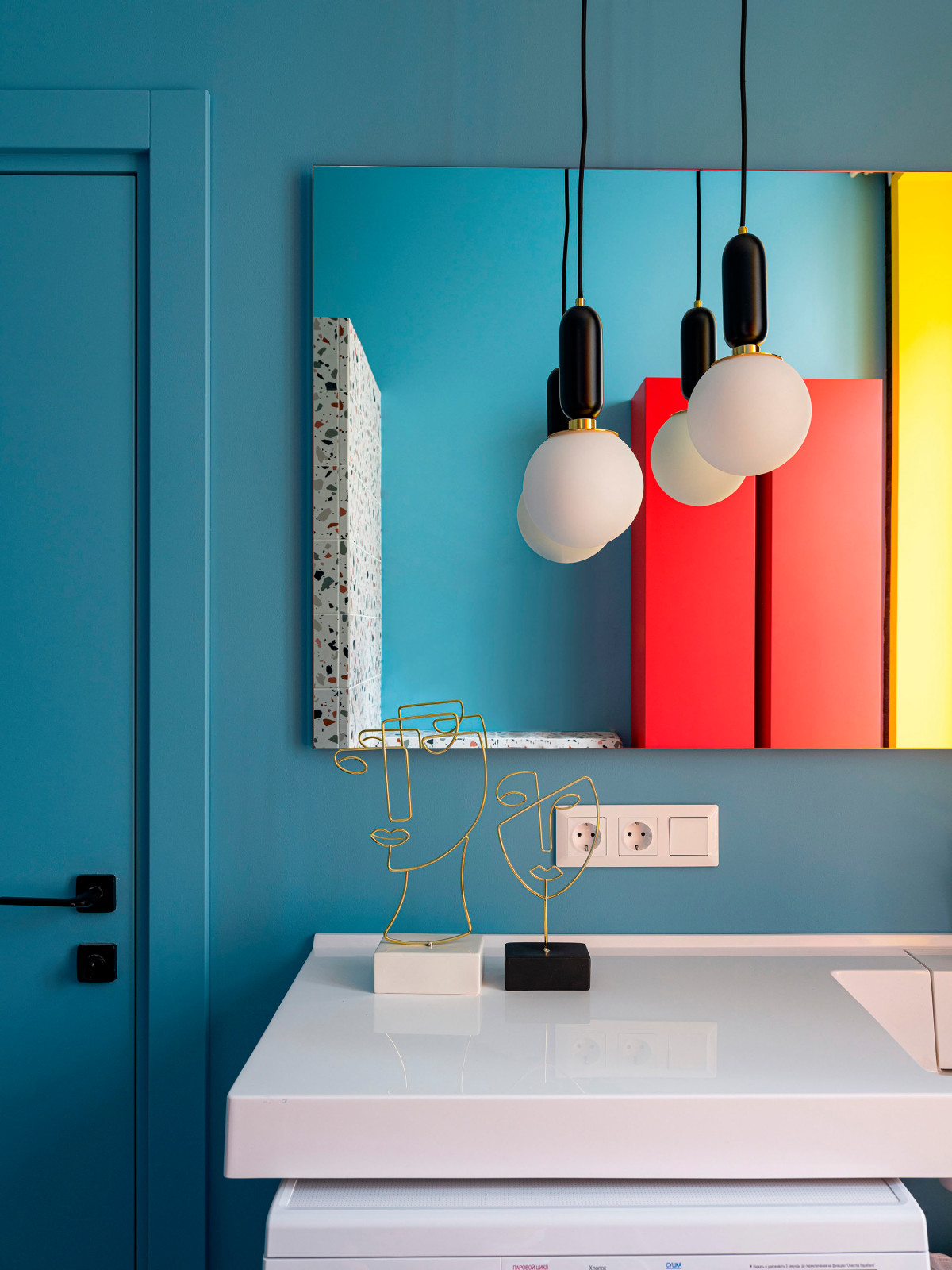 Современный интерьер в старинной доме в центре Москвы для сдачи в аренду