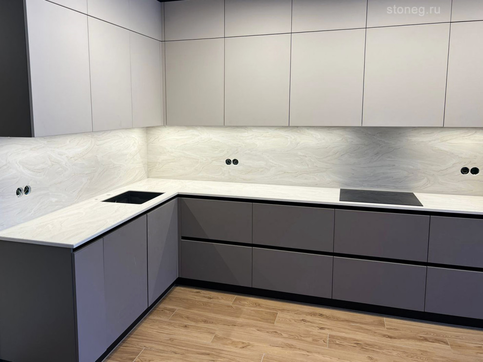Мраморные текстуры в современном интерьере кухни