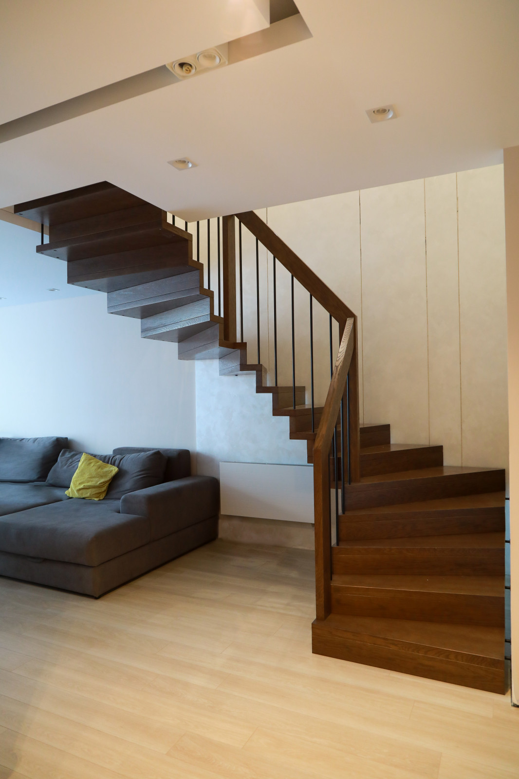 Лестница в квартире на Ярмарочной