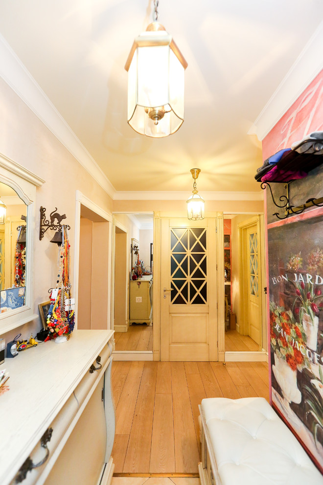 Снова Французский прованс, спустя 3 года после сдачи объекта