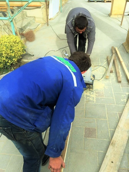 РАБОТЫ ПО МОНТАЖУ ПЛАНКЕНА И ТЕРРСАНОЙ ДОСКИ ИЗ ЛИСТВЕННИЦЫ В ДАГЕСТАНЕ.