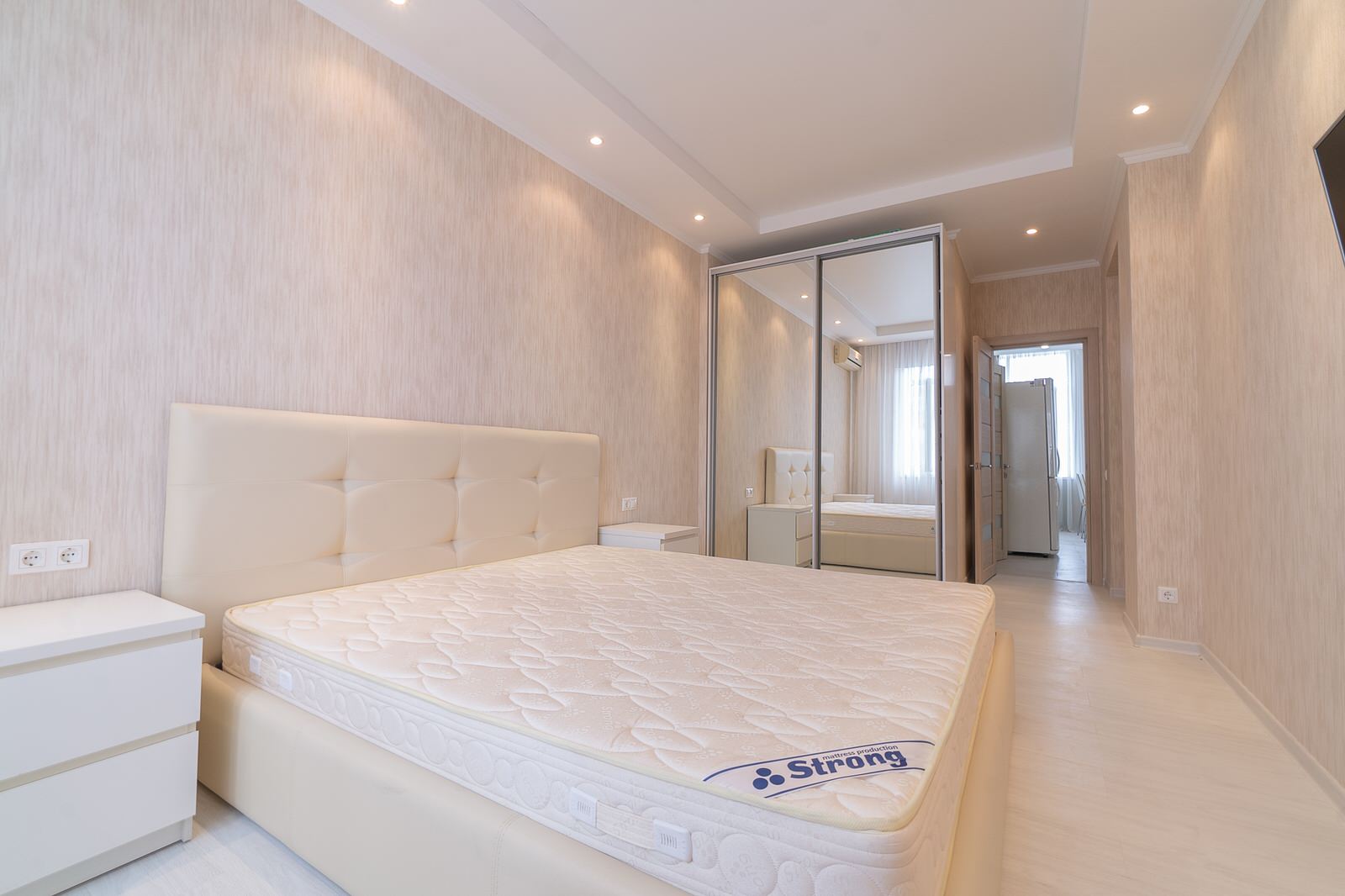 Обложка проекта: Красная 78