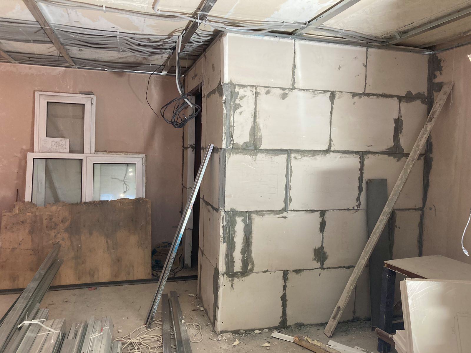 65 квадратов счастья.