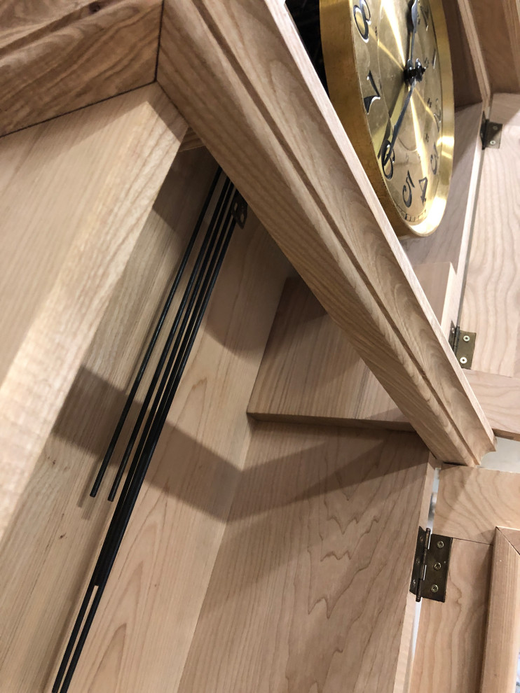 Корпус для польских часов 4-х годов из массива ясеня