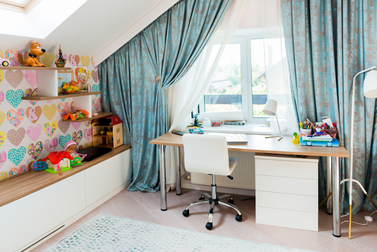 Мебель в детскую комнату девочки