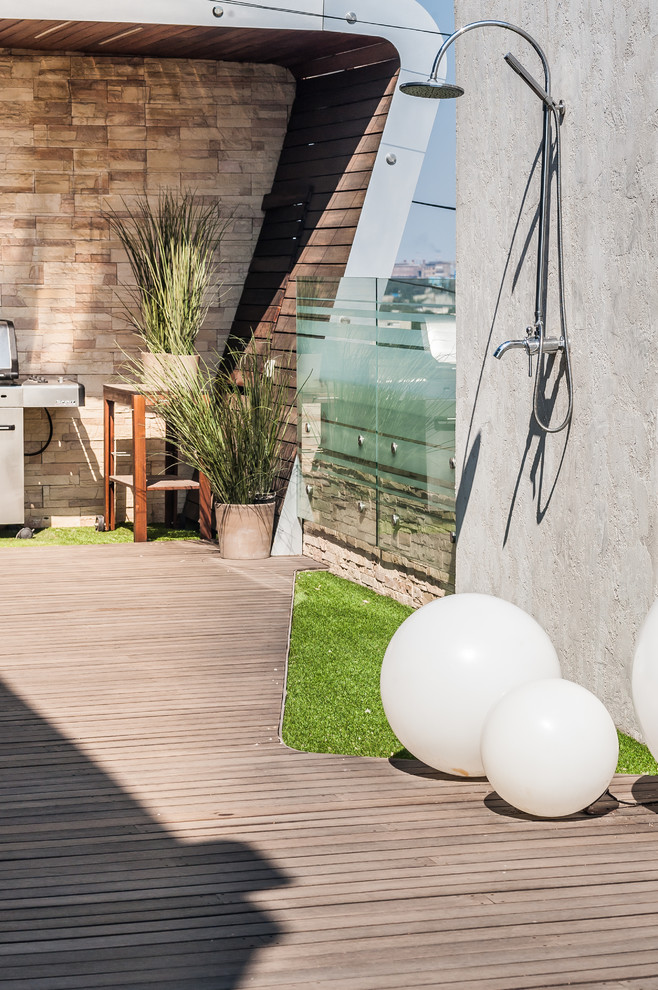 Светлый hi-tech