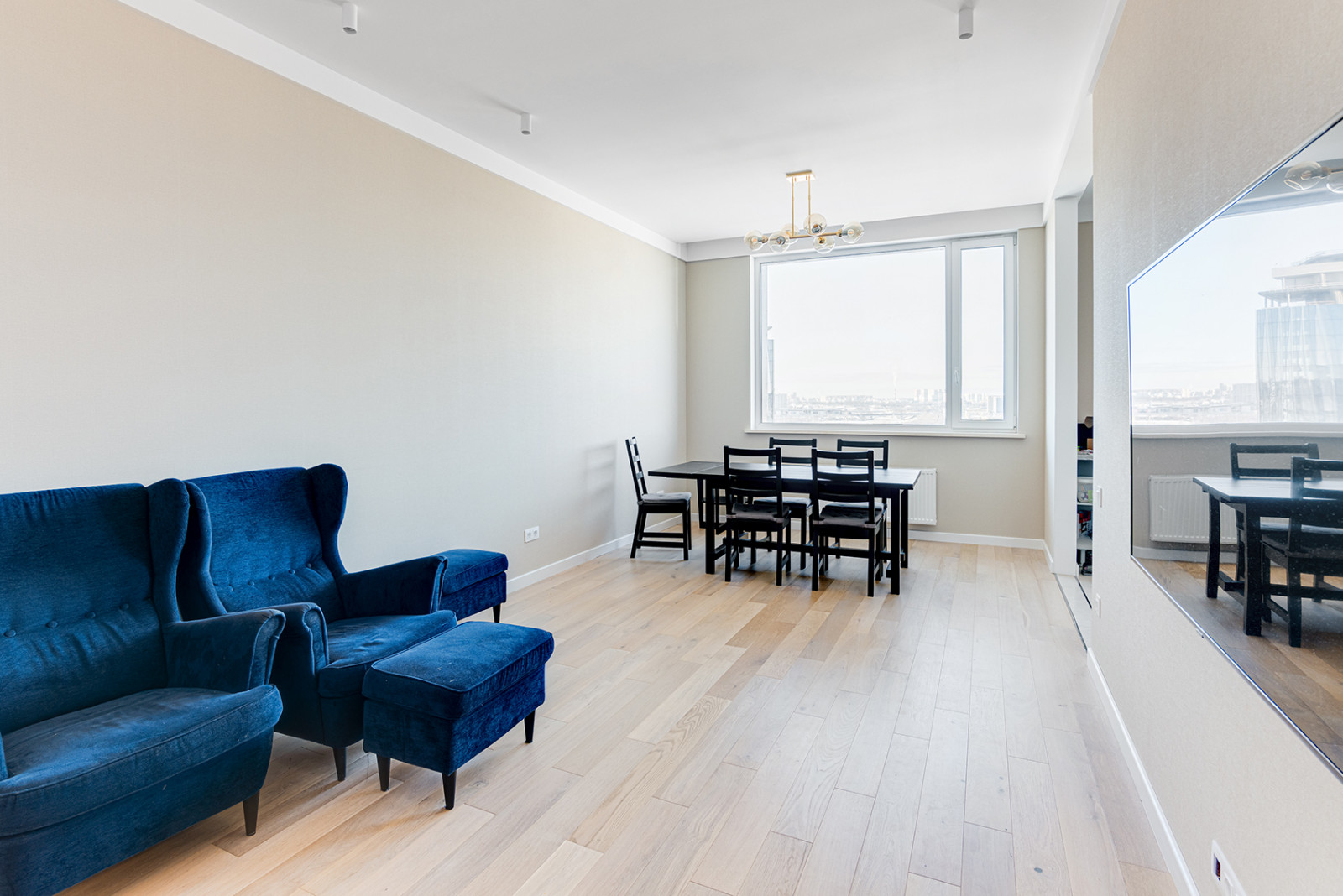 Город на реке 2018