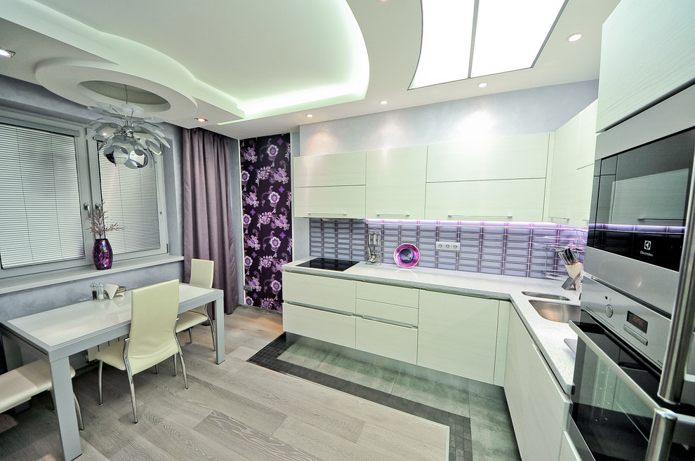 Скай Форт. Необычный интерьер квартиры площадью около 100 м2