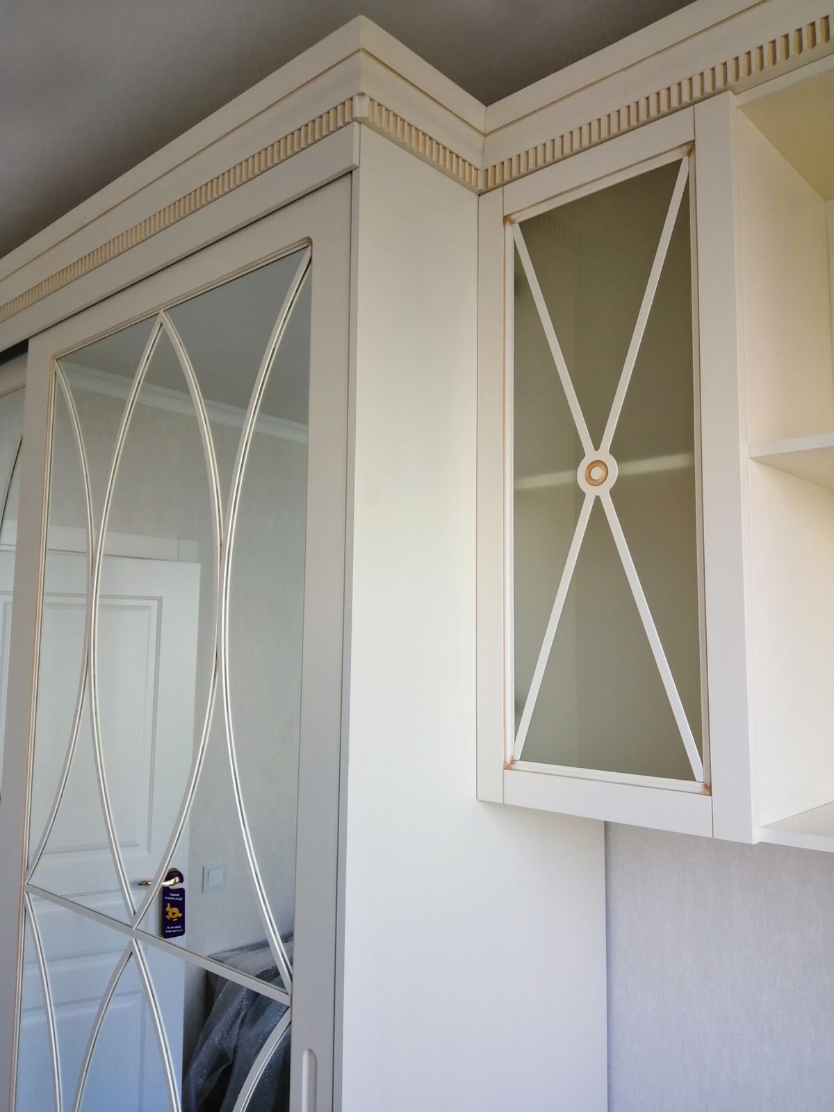 Элементы мебели и декора.