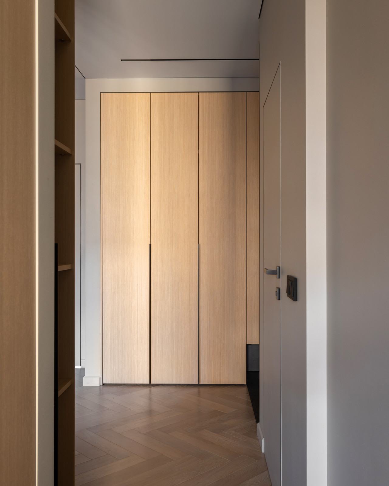 Обложка проекта: Мебель с естественной красотой