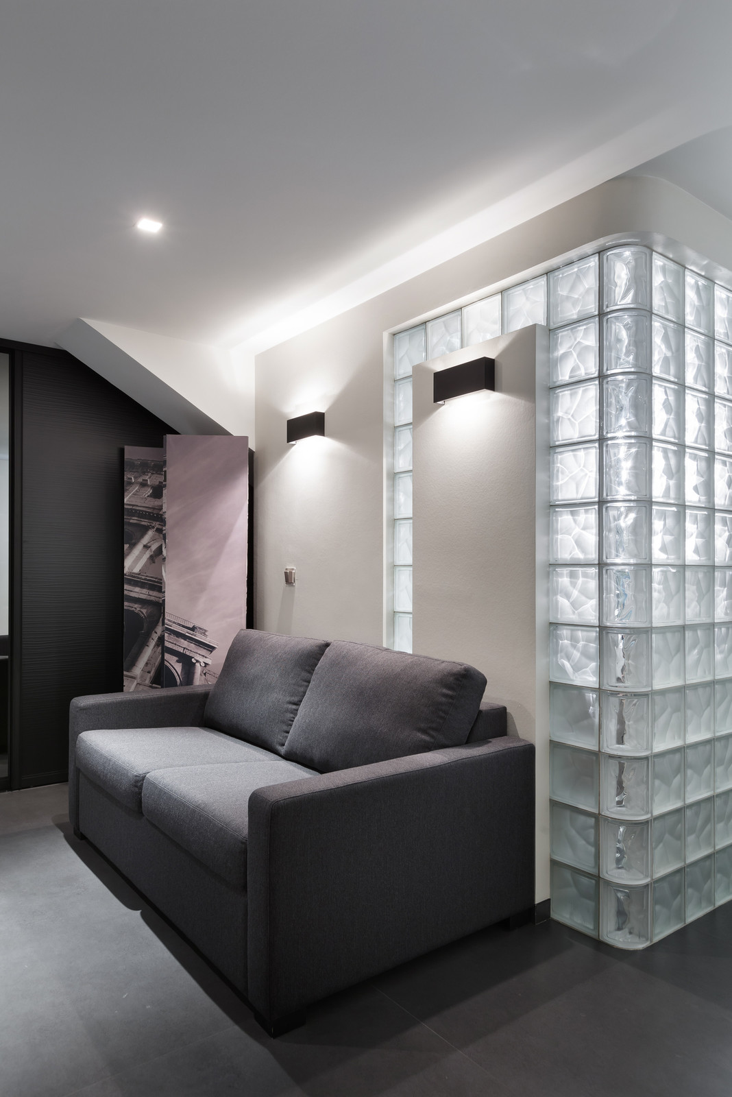 Реконструкция трехэтажного таунхауса в Санкт-Петербурге.