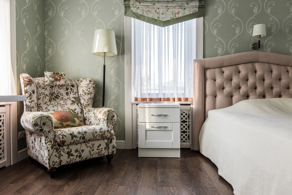 Дом в спальном районе