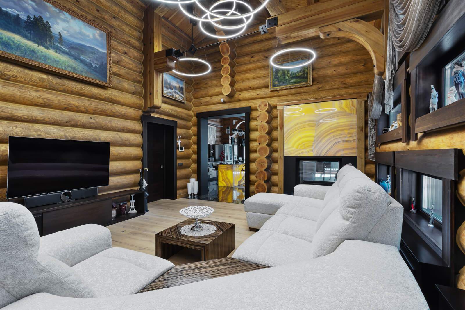 Дом у озера