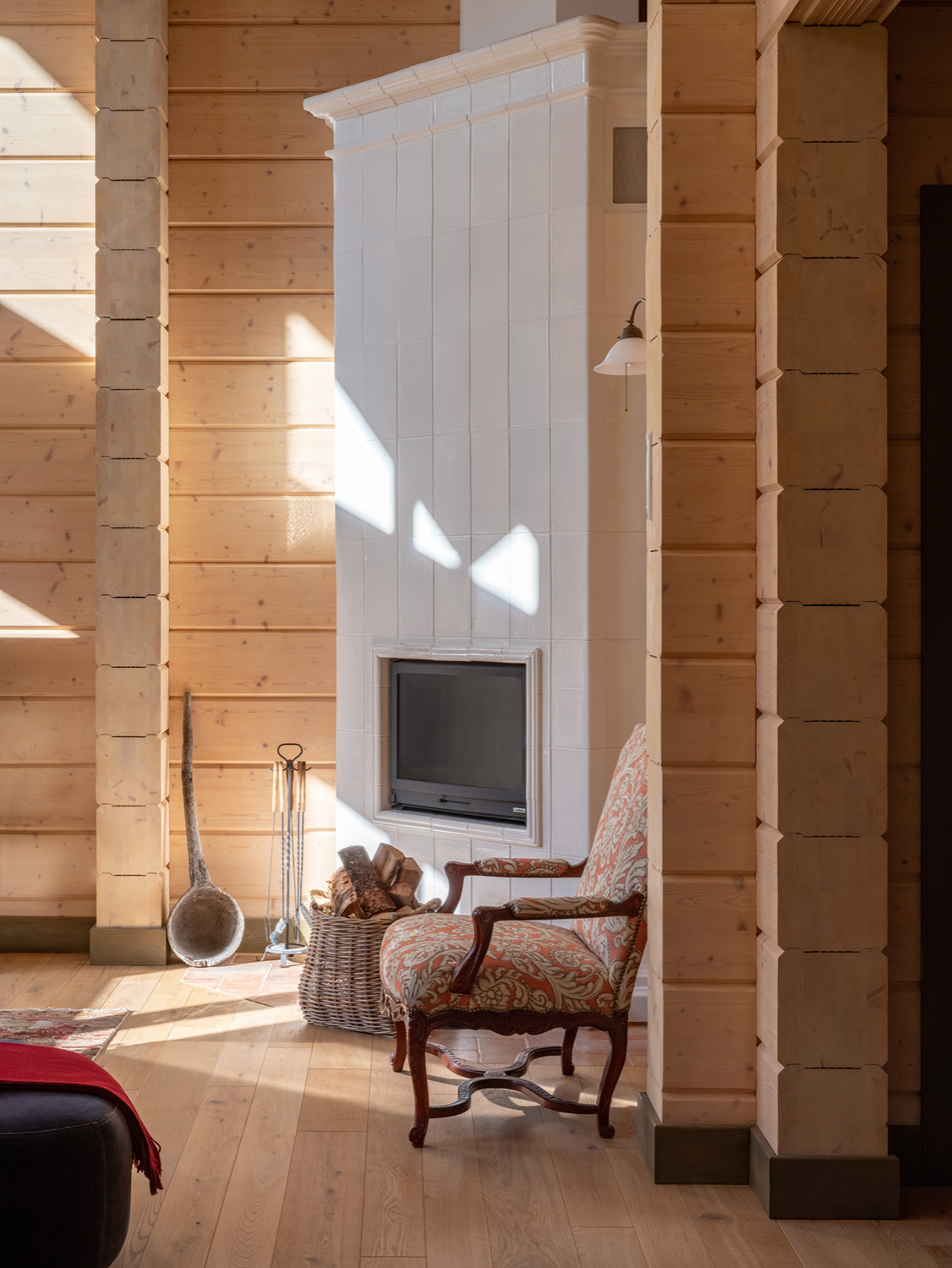 Houzz тур: Дом для большой семьи в духе русской усадьбы