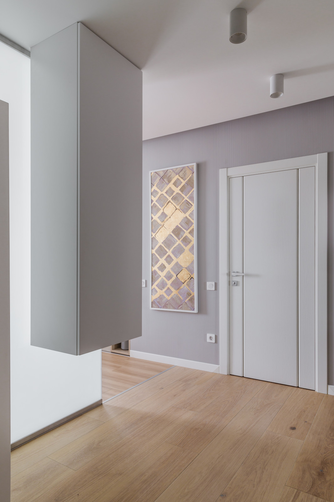 Точка белого (фотографии прихожей)