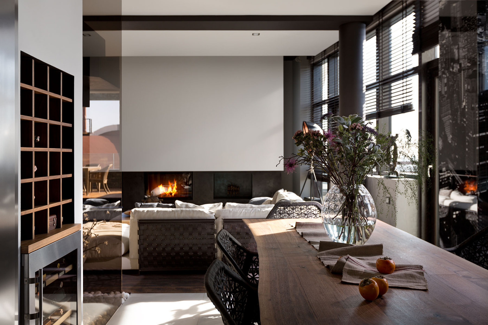 Code of HAPPINESS. Penthouse 23/77