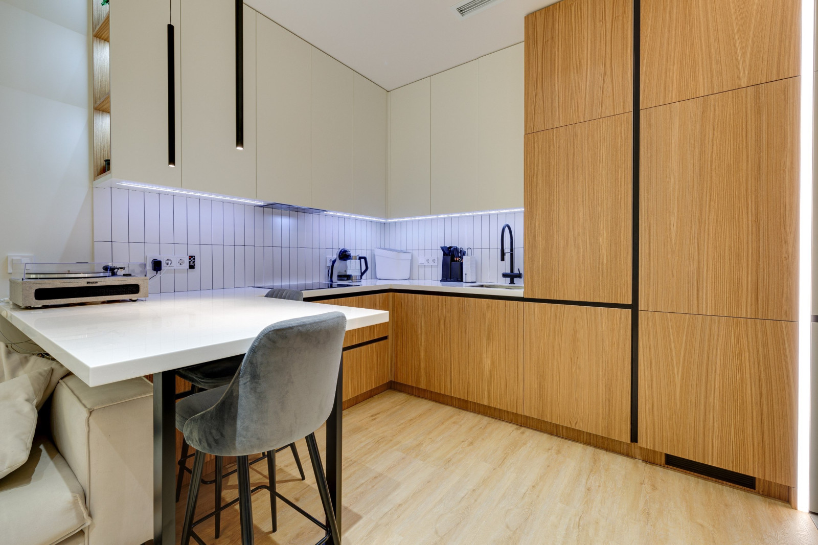 Обложка проекта: Апартаменты на Гончарном переулке, 40 м2