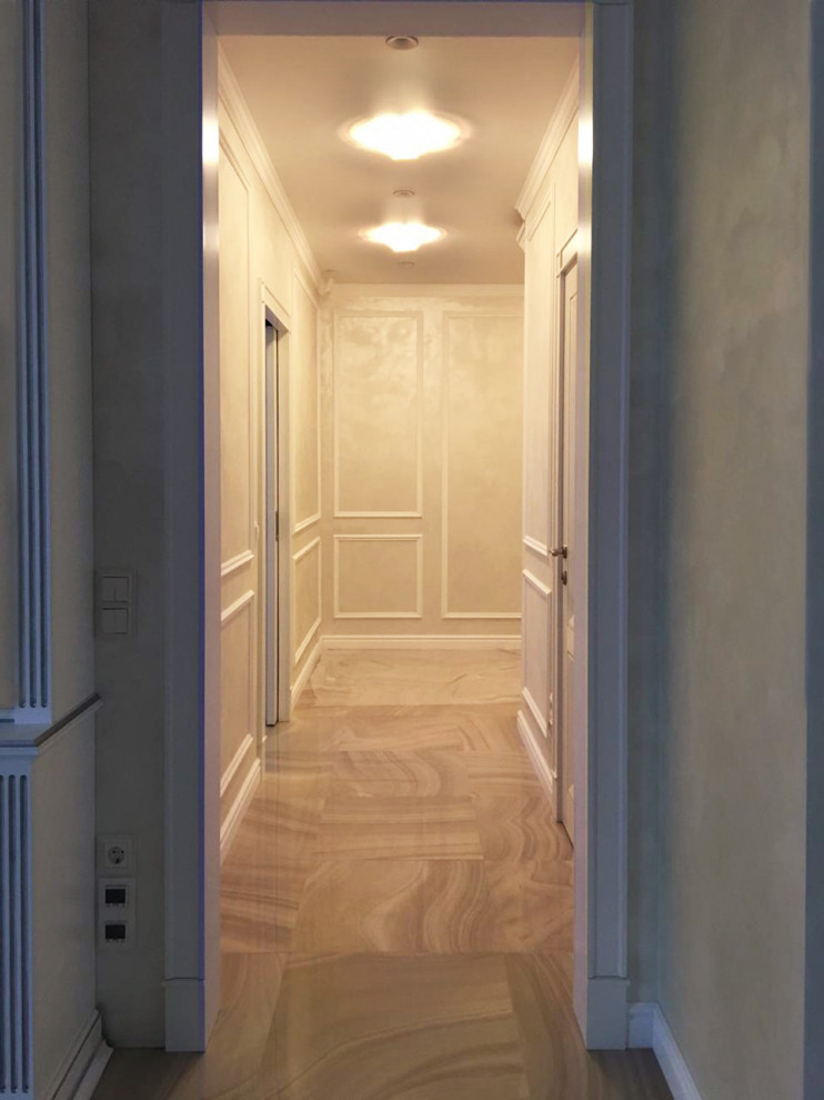 Двухкомнатная квартира в светлых тонах.