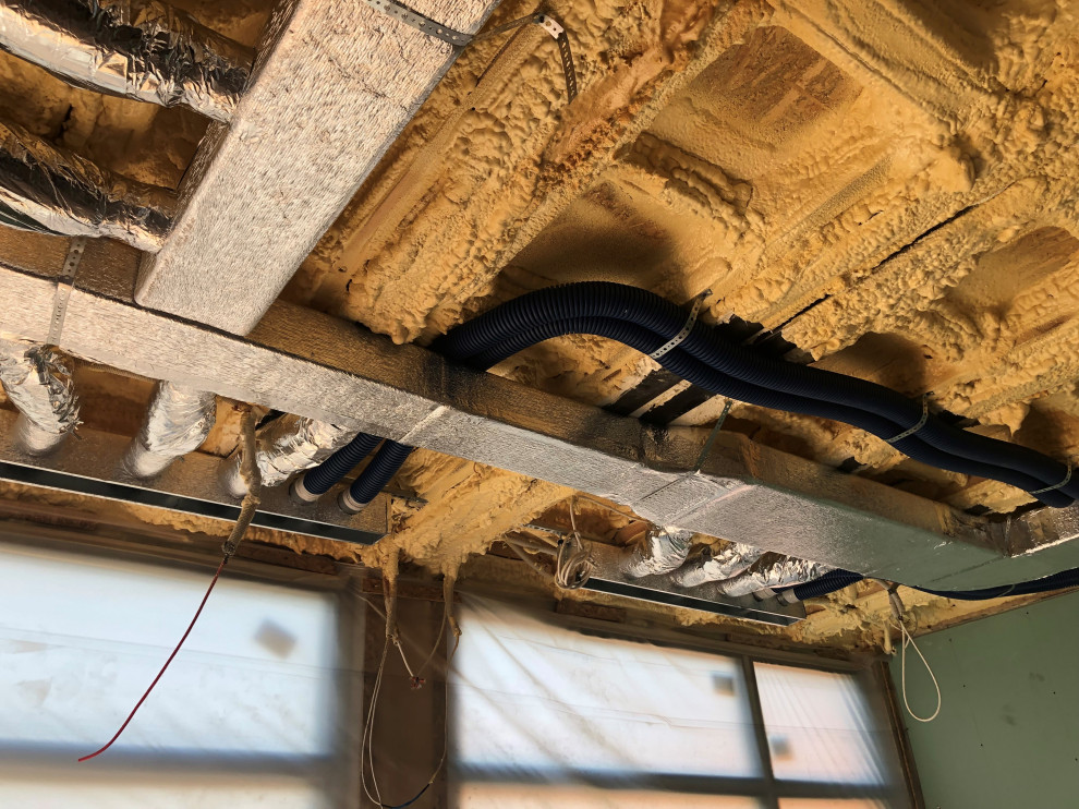 КОТЕДЖ, С. КОЗИН