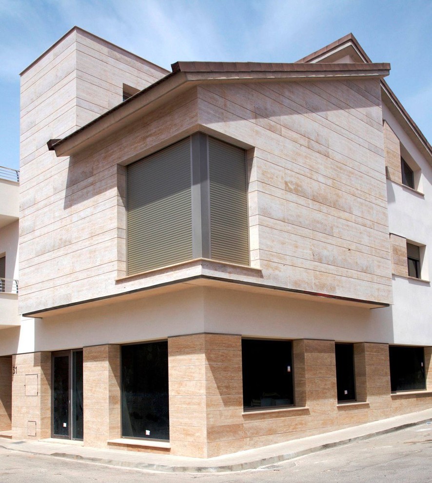 облицовка фасадов травертином из Ирана