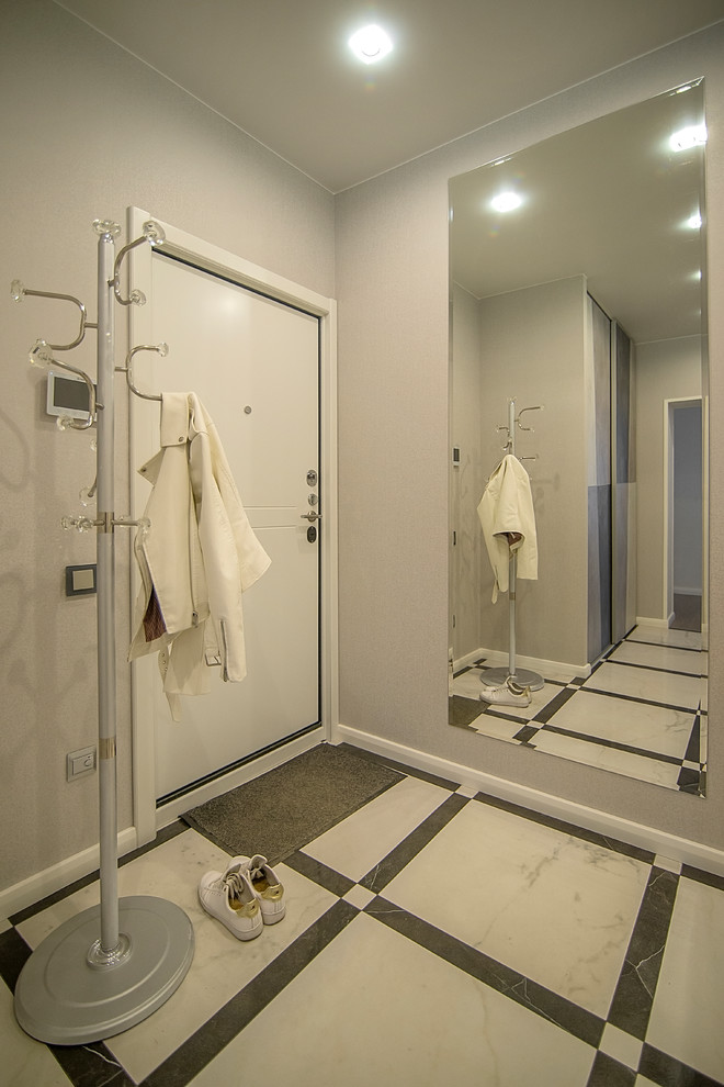 Обложка проекта: Трехкомнатная квартира в стиле "Неоклассика"