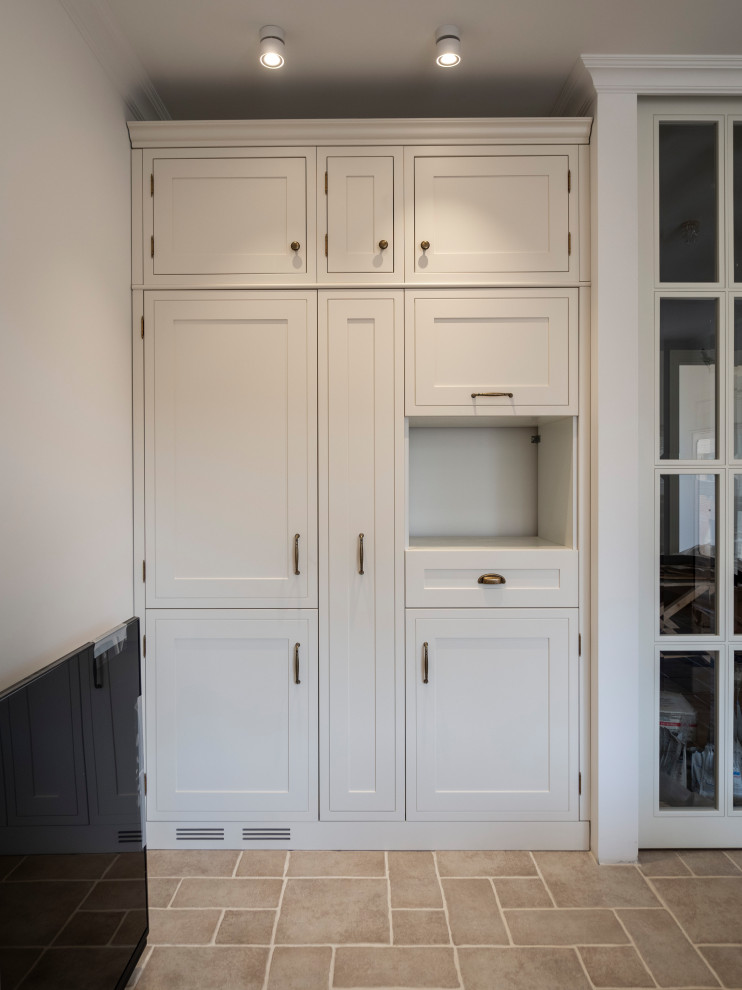 Элегантная кухня в неоклассическом стиле