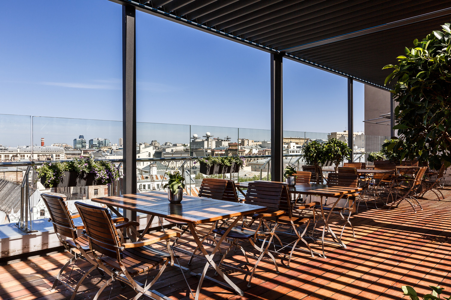 Обложка проекта: Биоклиматиеская конструкция для веранды на крыше гостницы HYATT