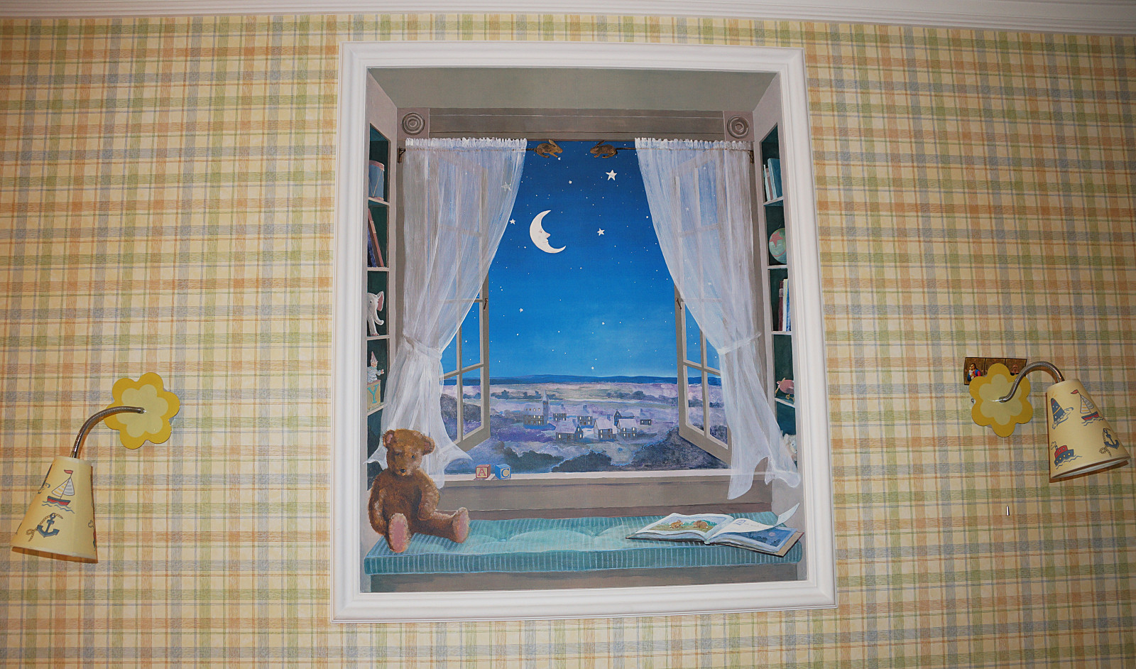 Фрески и фотообои в моих интерьерах.