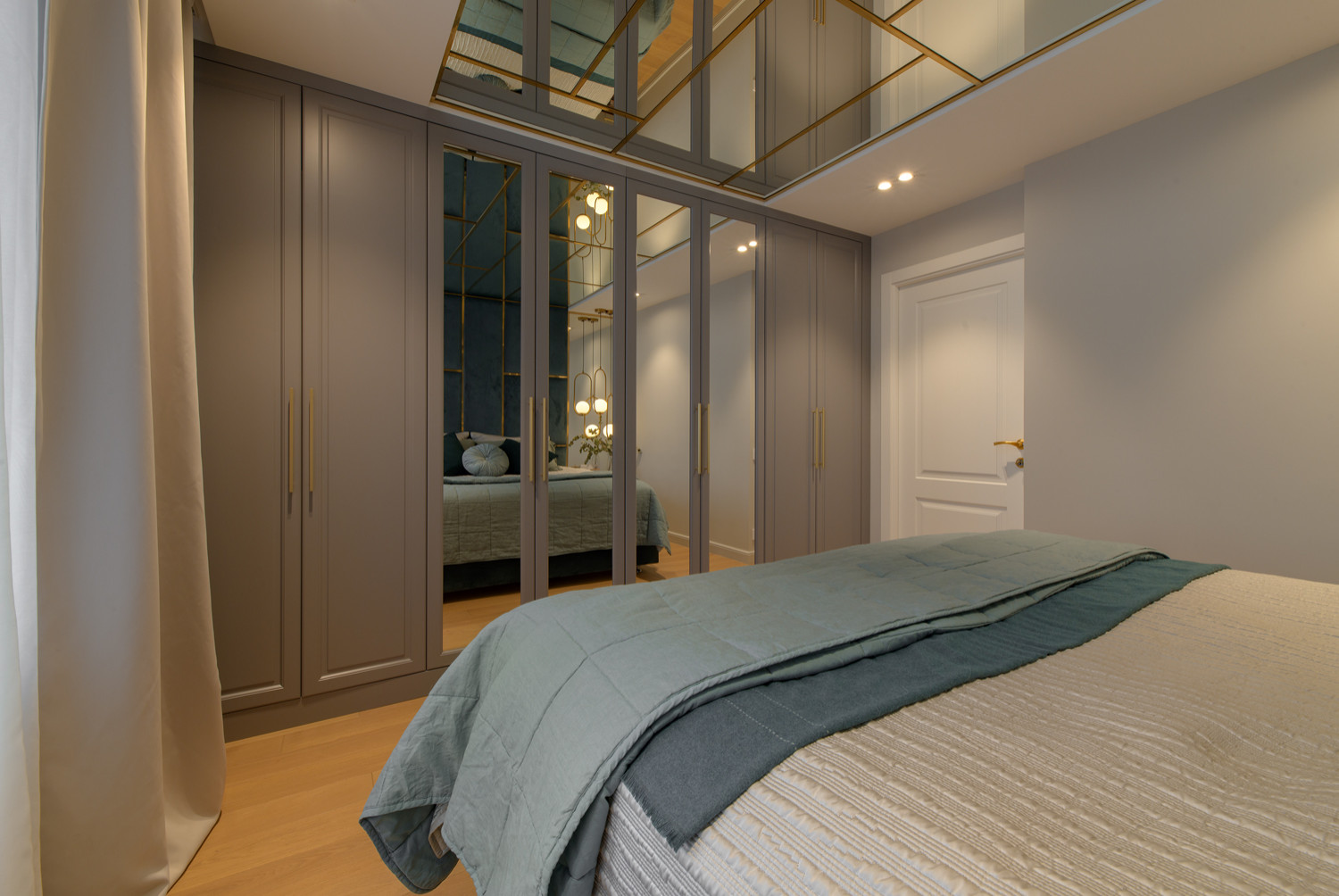 Обложка проекта: ШКАФ РАСПАШНОЙ - на Ленинском