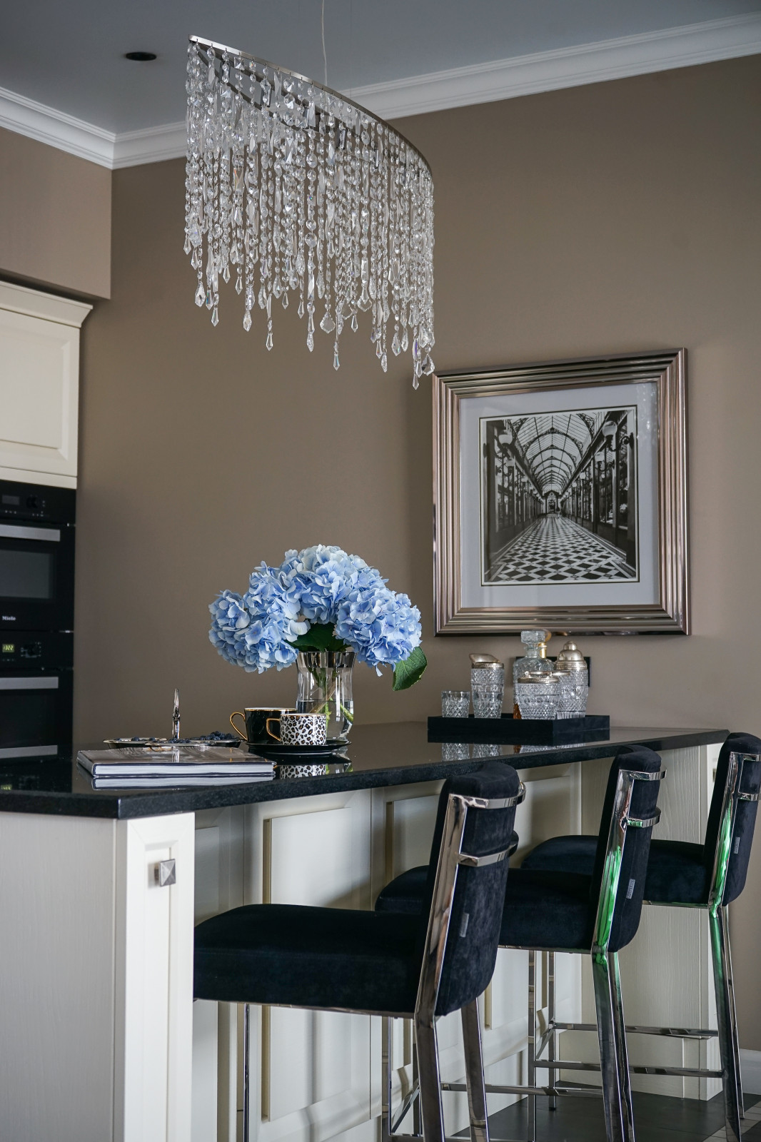 Обложка проекта: Дизайн интерьера трёхкомнатной квартиры