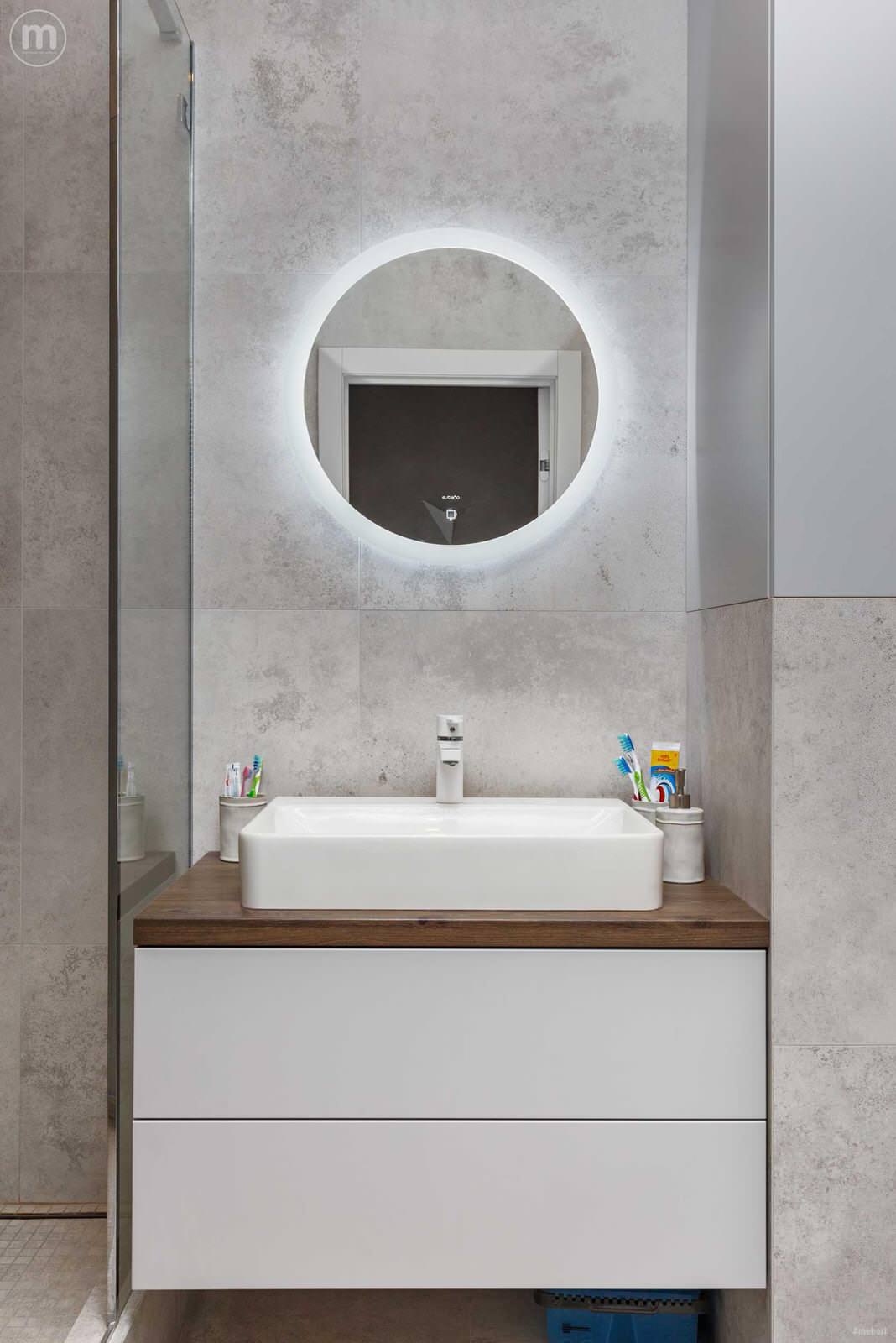 Обложка проекта: Светлая ванная комната