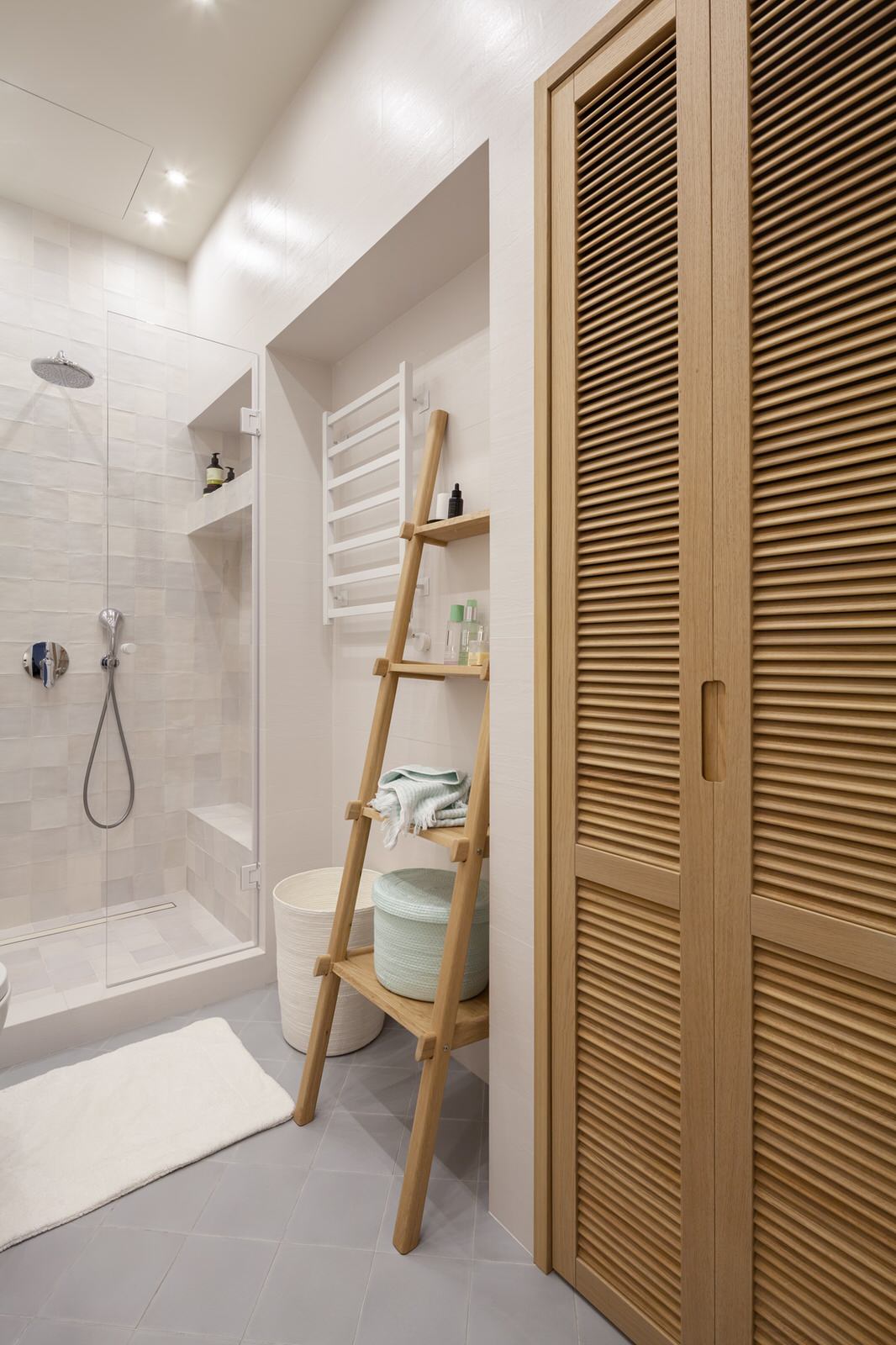 студия с антресолью