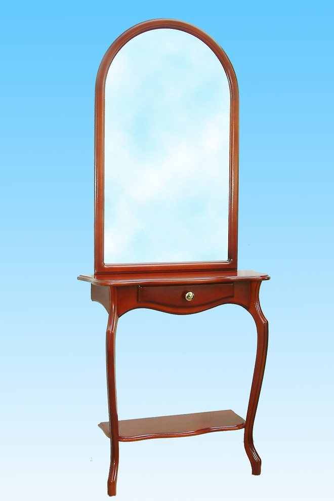 Зеркала в деревянном багете