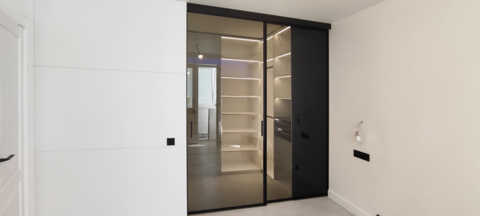 Минималистичная гардеробная