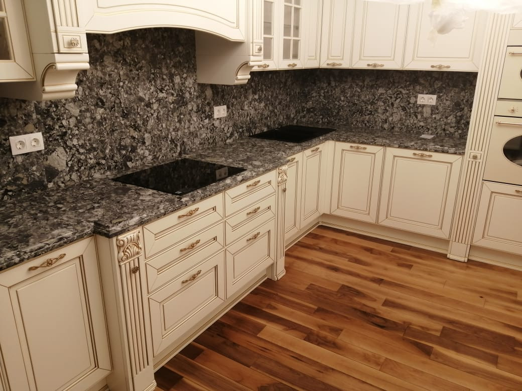 Обложка проекта: Столешница из кварцевого камня Азул