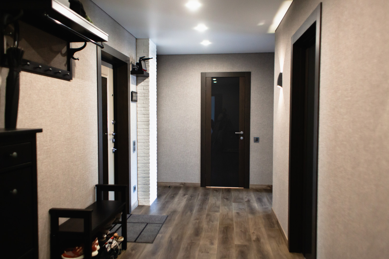 2х комнатная квартира Свиридова 14